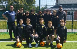 🏆 Une saison quasi parfaite pour la U13B ! 💛💙
