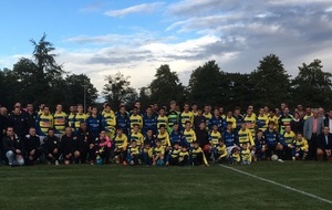 Remise des maillots SMPFC en présence des partenaires