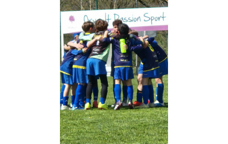 Ça passe pour nos U11 en finale du Tournoi de la Loire 🟡🔵